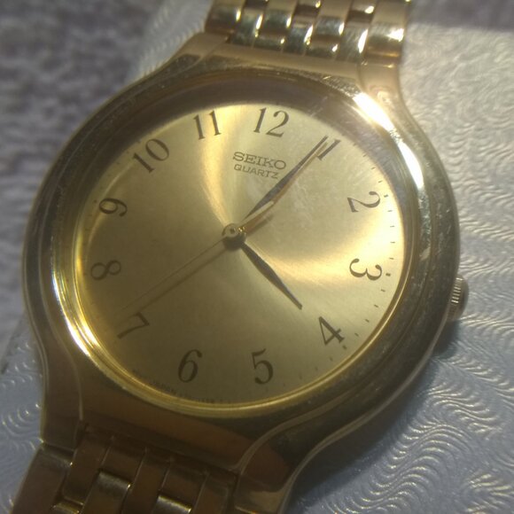 Seiko Quartz Watch V701-6K69 Thin All Gold Bracelet Men New Bat Clear Great !!! - Picture 2 of 13